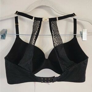 Victoria's Secret Elegant Black Bra with Lace - 32C